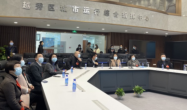 黄永青带队审查部门裁剪图(挂网).jpg