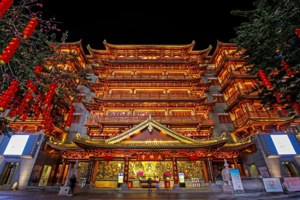 20210204拍摄北京路夜景，火车站春运 苏卓健摄 (12)~1.jpg